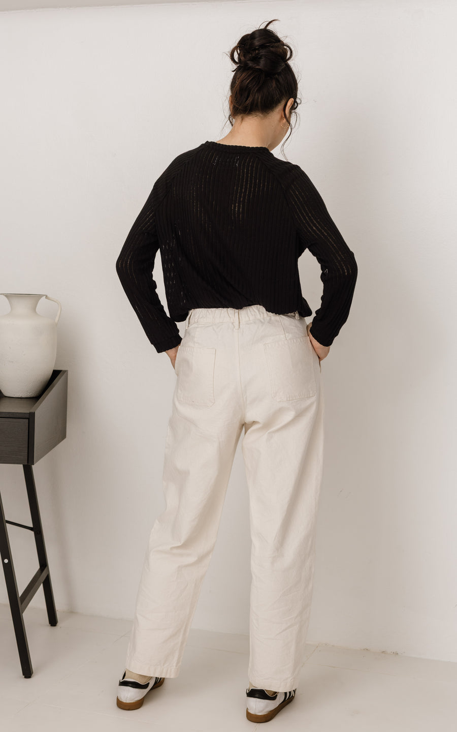 מכנסי אדם אבן