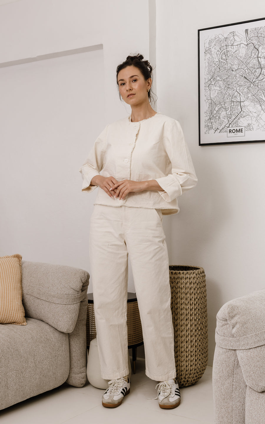 מכנסי אדם אבן