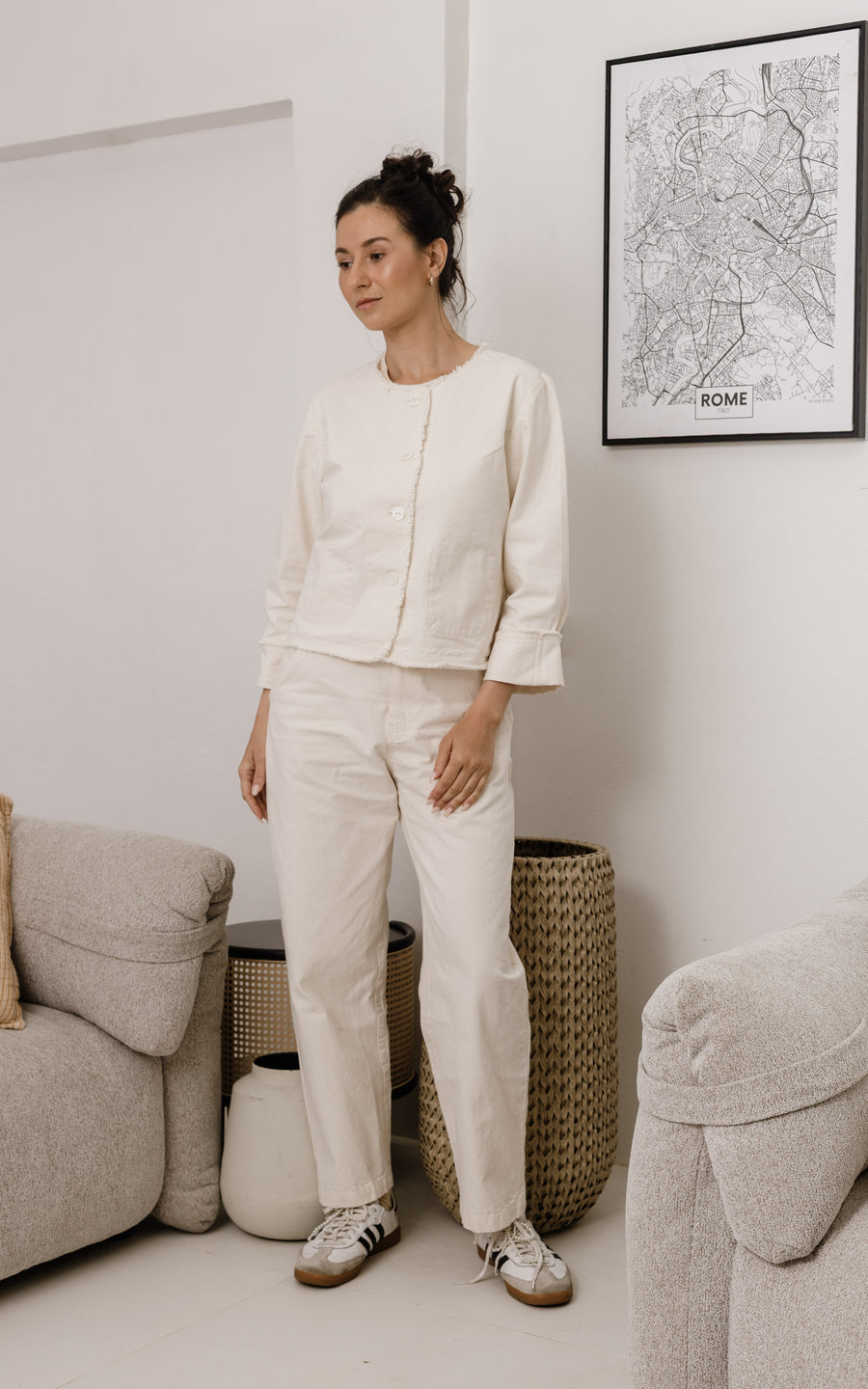 ז'קט אדם - אבן