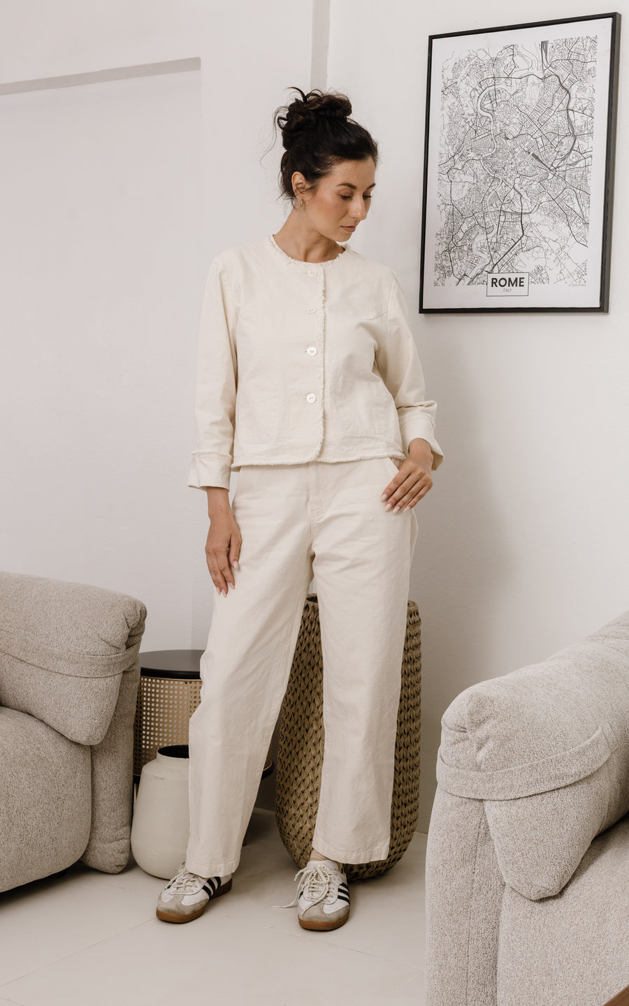 ז'קט אדם - אבן