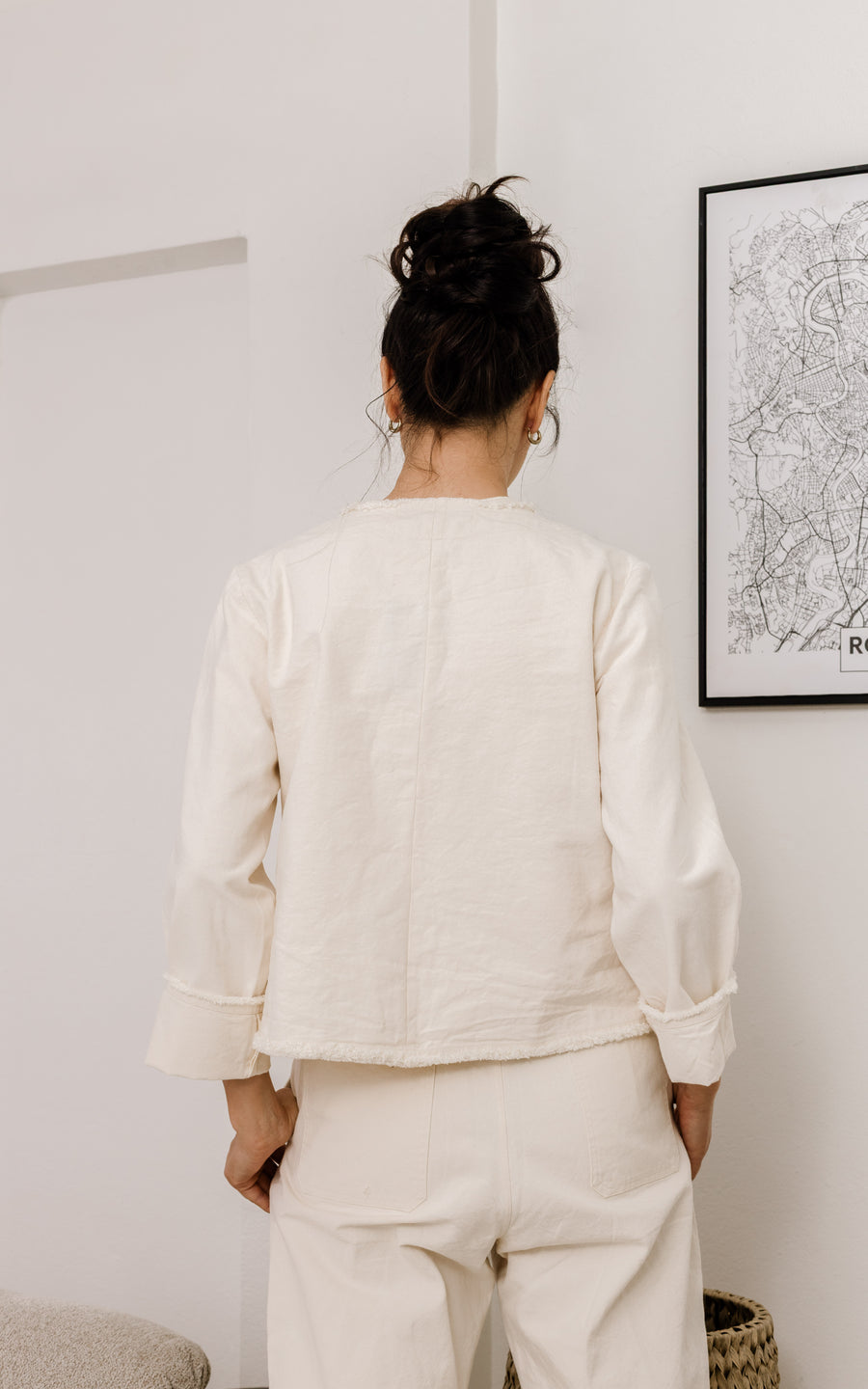 ז'קט אדם - אבן