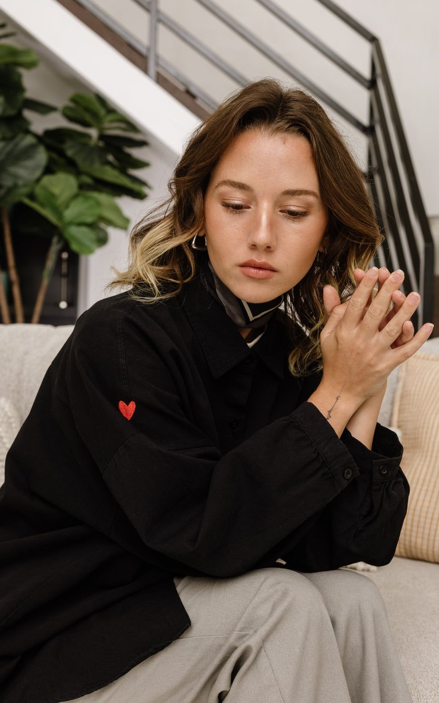 חולצת בנגקוק שחורה