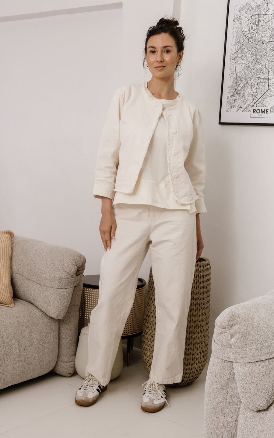 ז'קט אדם - אבן