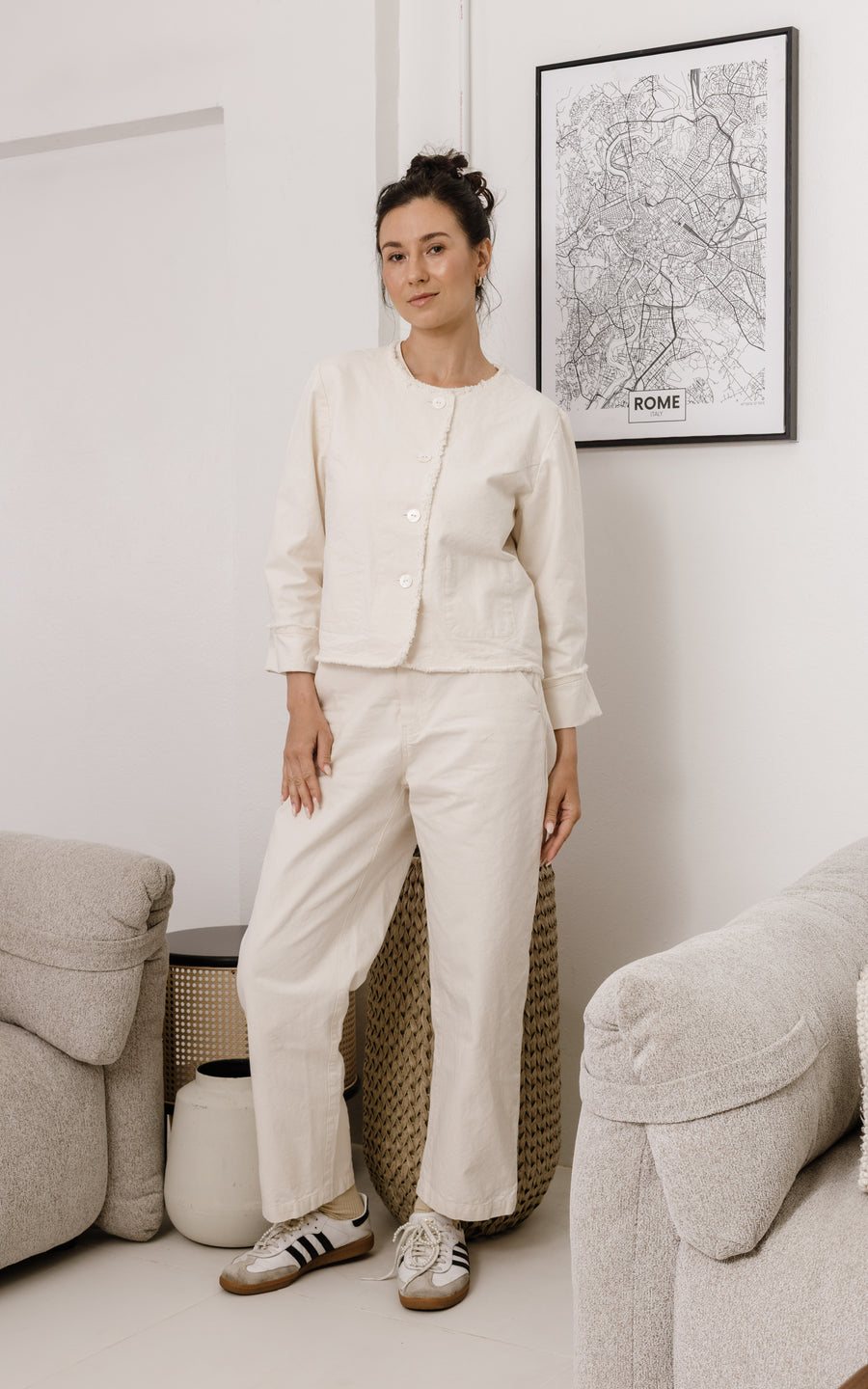 ז'קט אדם - אבן