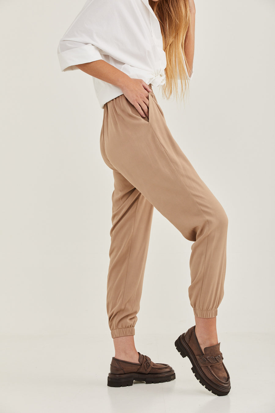 Almond Lula pants